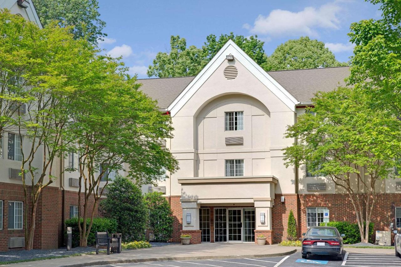 MainStay Suites Charlotte - Executive Park Extérieur photo