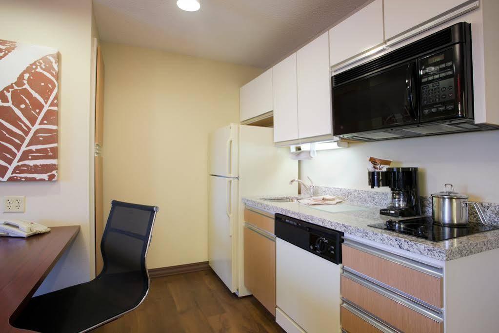 MainStay Suites Charlotte - Executive Park Extérieur photo