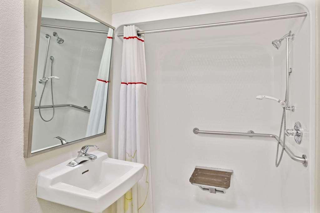 MainStay Suites Charlotte - Executive Park Chambre photo