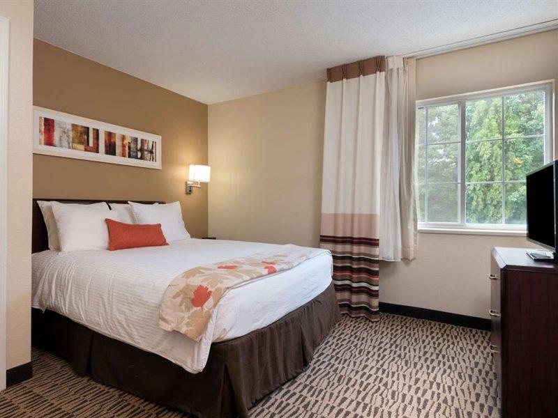 MainStay Suites Charlotte - Executive Park Extérieur photo