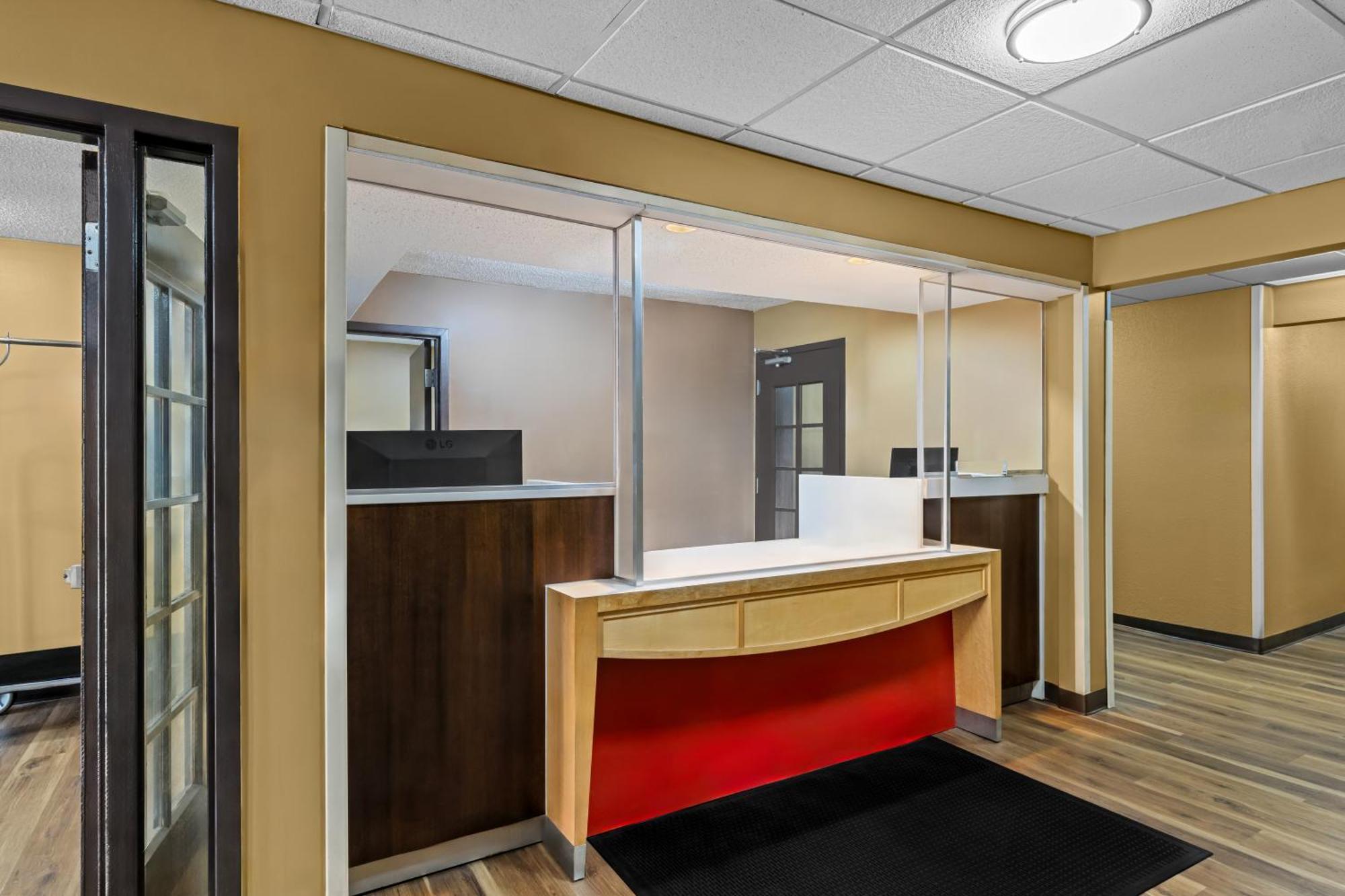 MainStay Suites Charlotte - Executive Park Extérieur photo